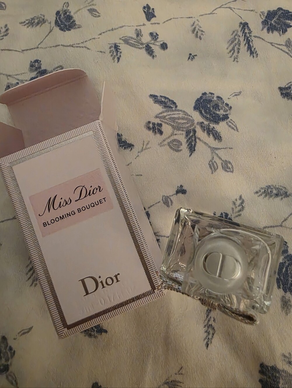 Miss Dior Blooming Bouquet Dior Beauty Mini .17oz 5ml NIB Travel Size - GWP - Picture 3 of 3